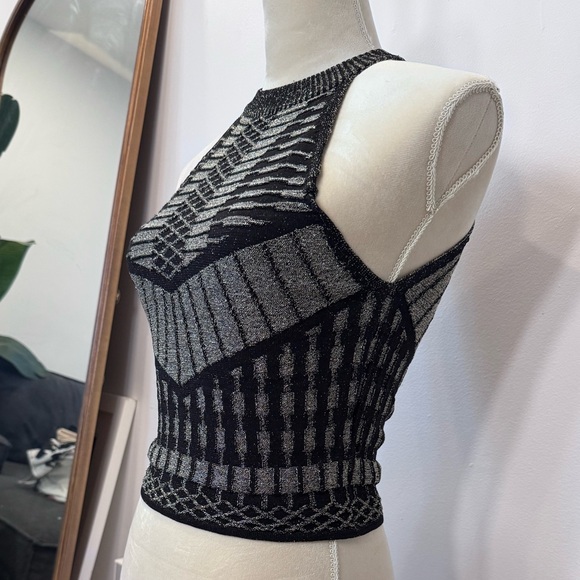 Silver and gold threaded black crop top - Picture 3 of 3